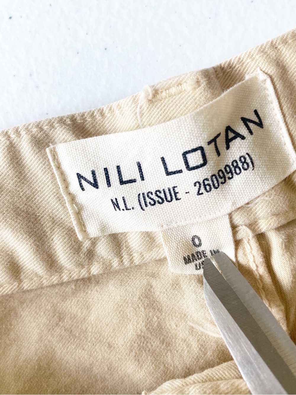 Nili Lotan Shon Relaxed Barrel-Leg Pant in Sandstone Size 0 - Picture 9 of 14